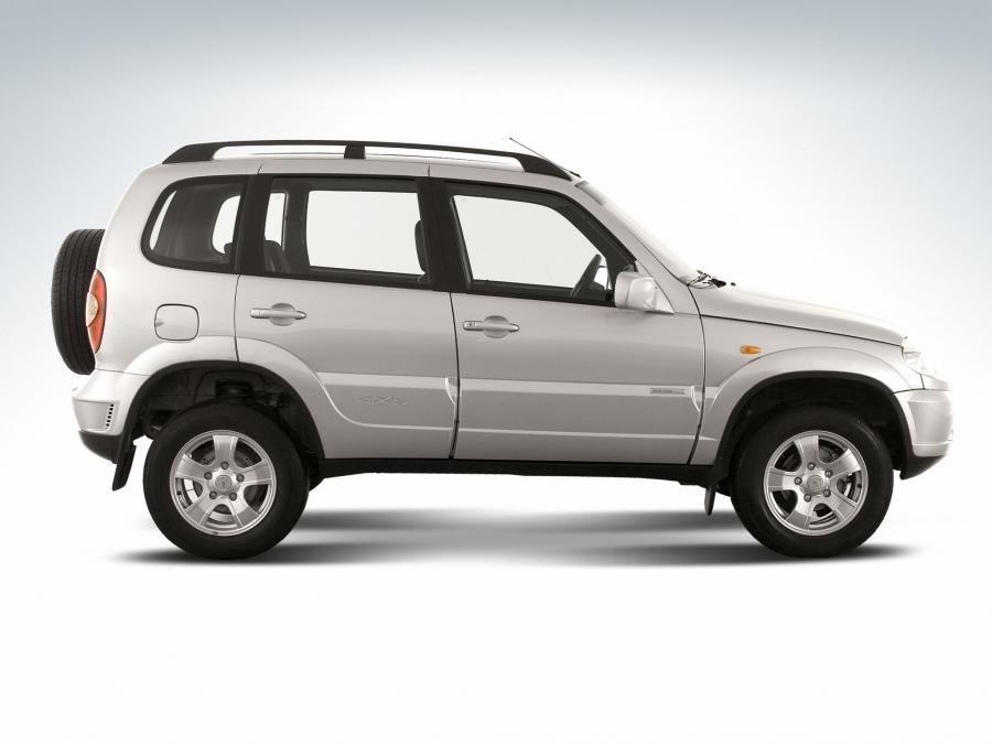  Chevrolet Niva 2009 года  (фото 8 из 17)